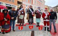 befana24_240_small.jpg