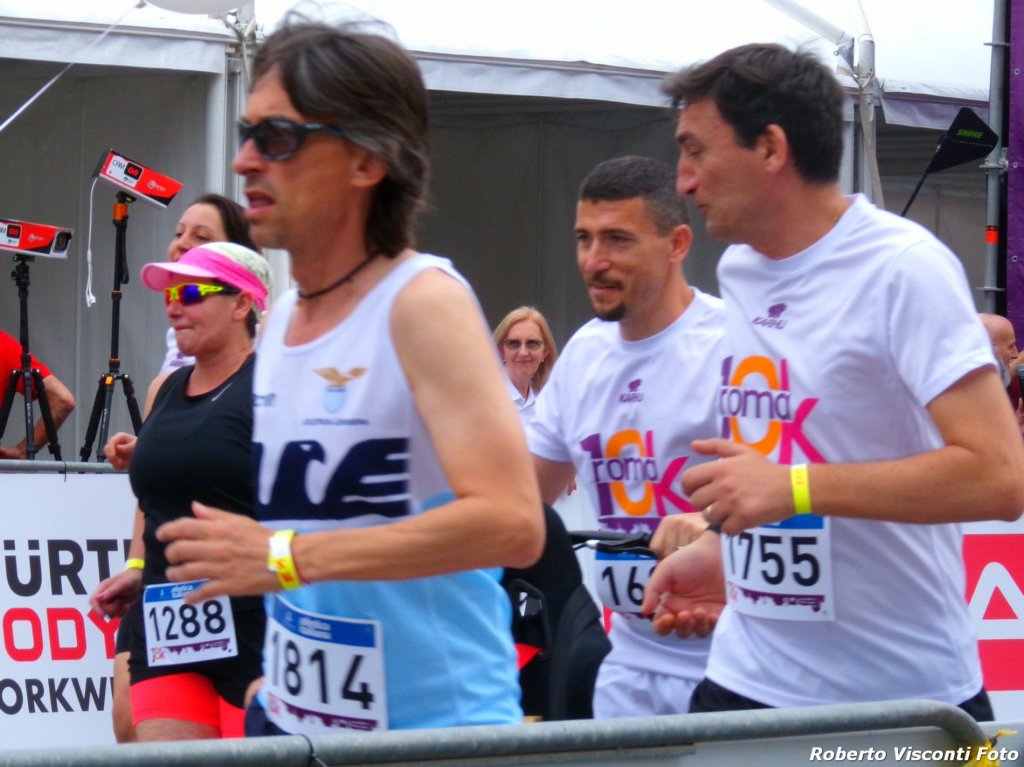 roma10k_24_65.jpg