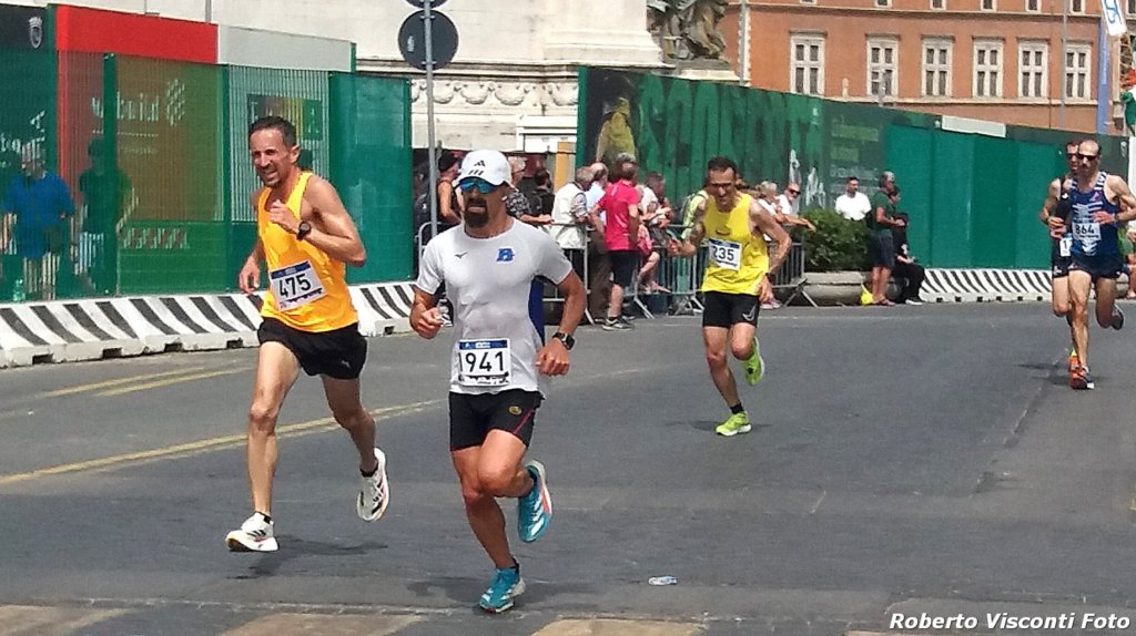 roma10k_32.jpg