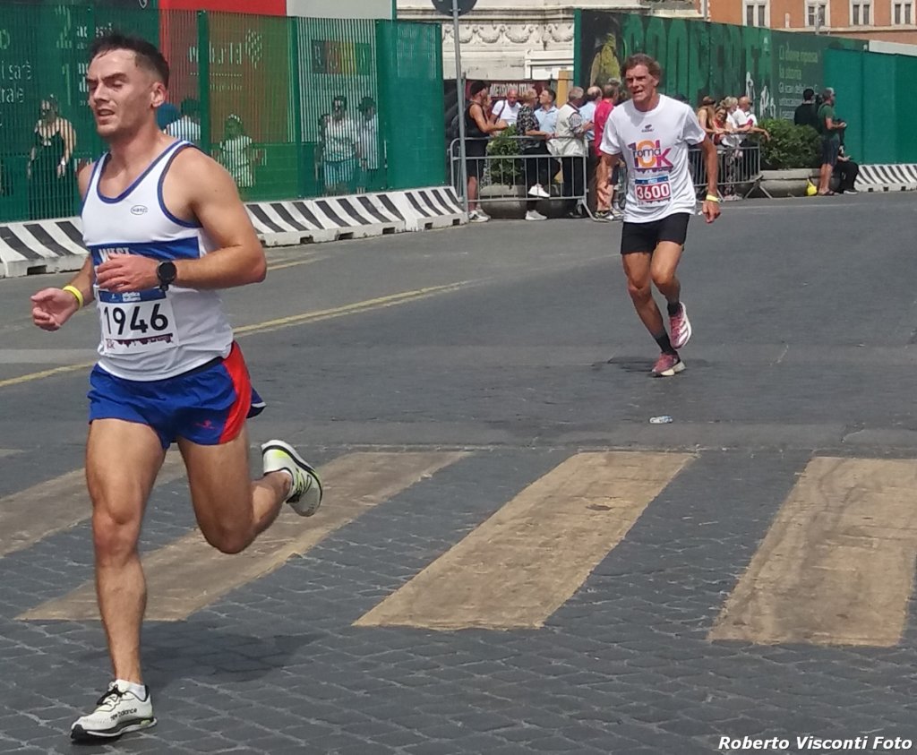 roma10k_45.jpg